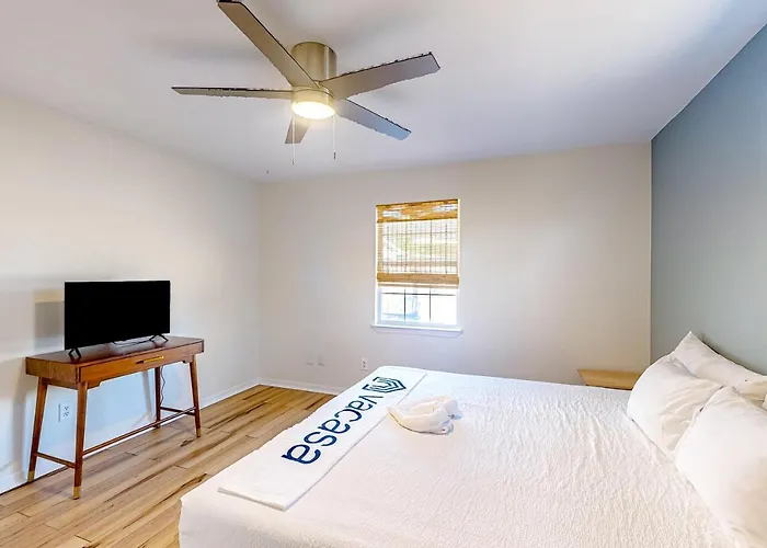 Mystic Florida Escape